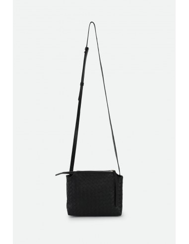 BRIDGET ITALIAN WOVEN CROSSBODY BAG IN BLACK à prix réduit toute l'année