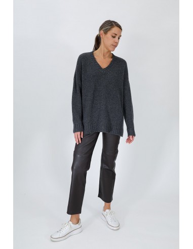 VIENNA V-NECK SWEATER IN CASHMERE BLEND est présent 